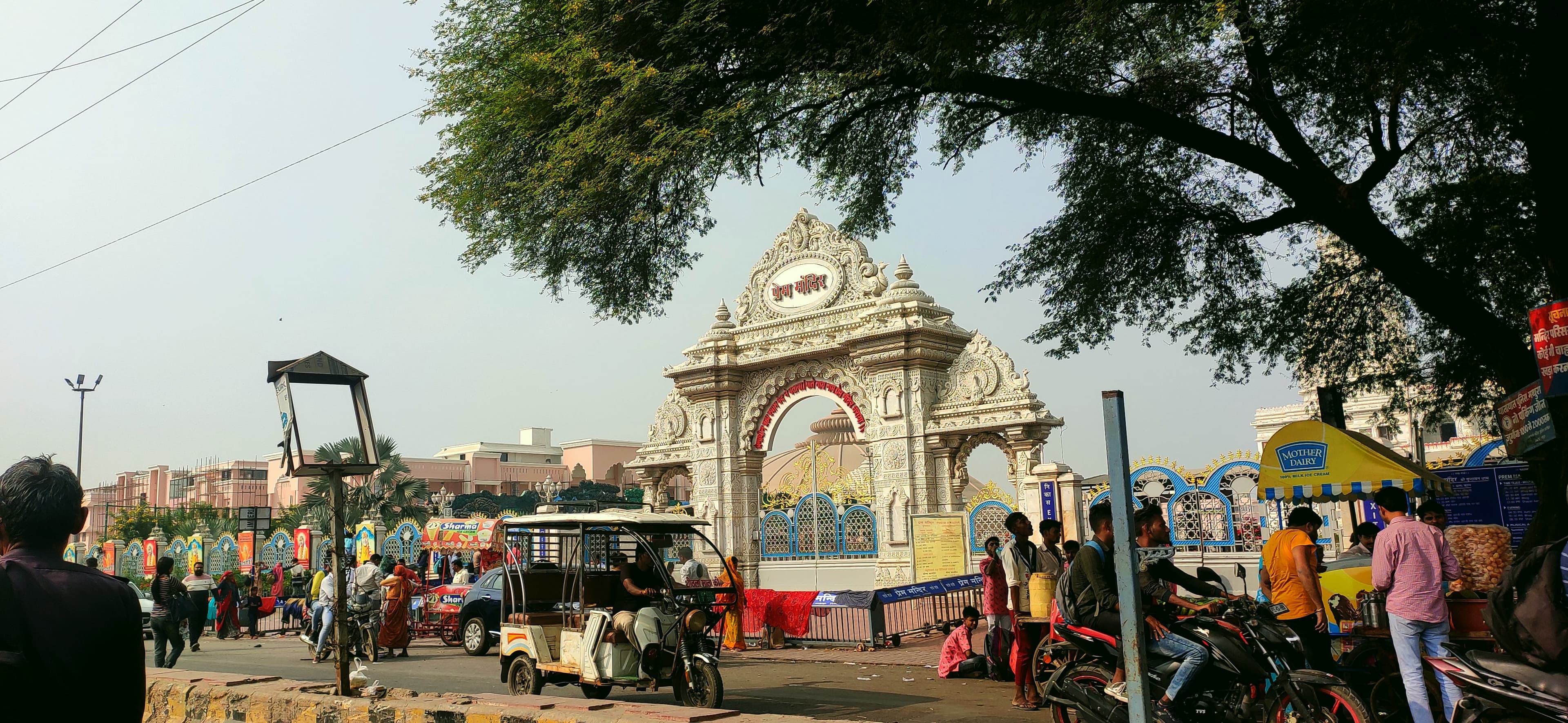 Delhi – Mathura – Agra Package